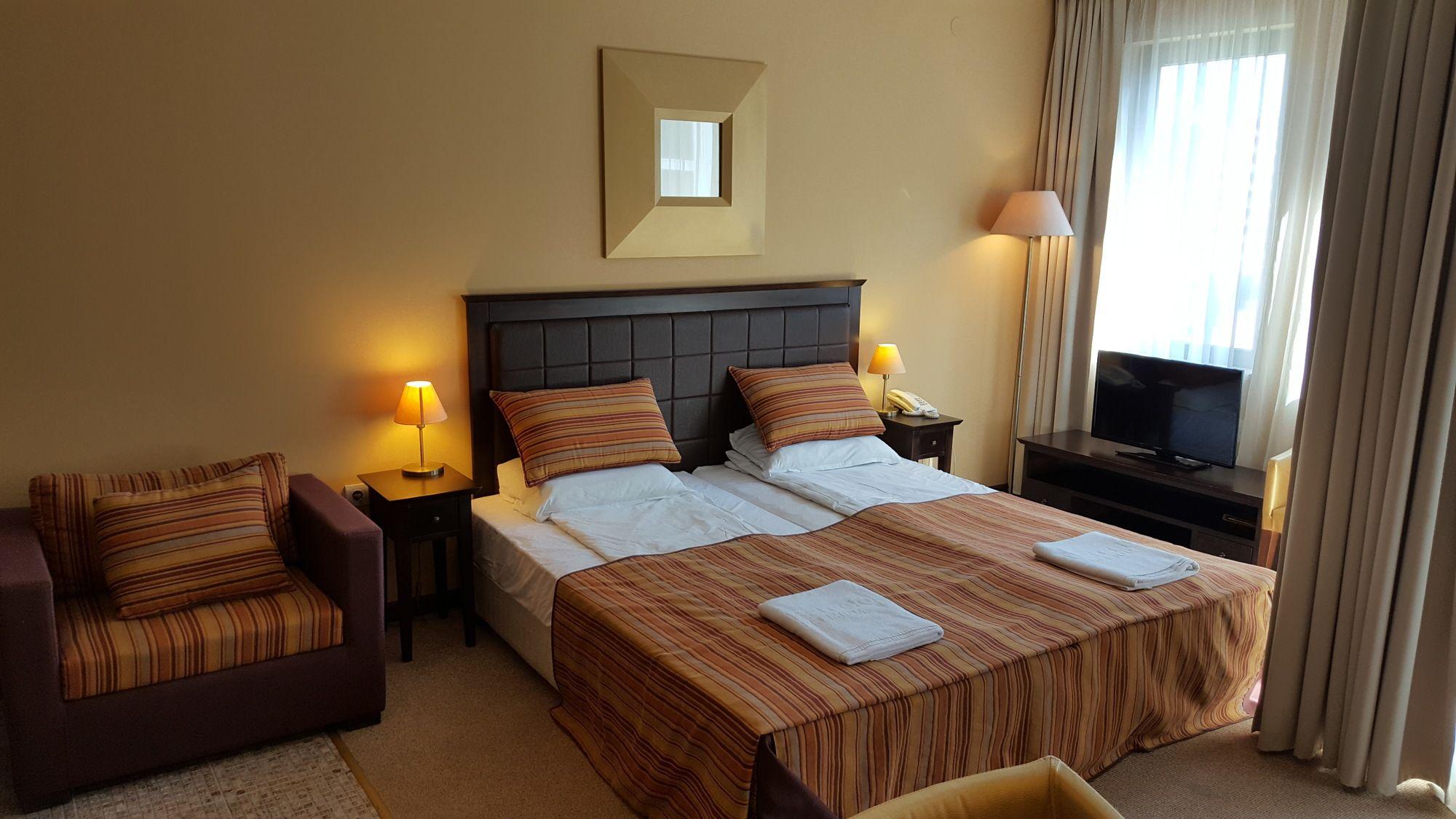 Royal Beach Private Apartments 써니비치 외부 사진