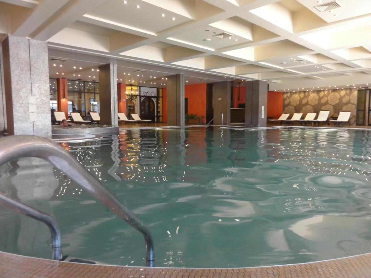 Royal Beach Private Apartments 써니비치 외부 사진