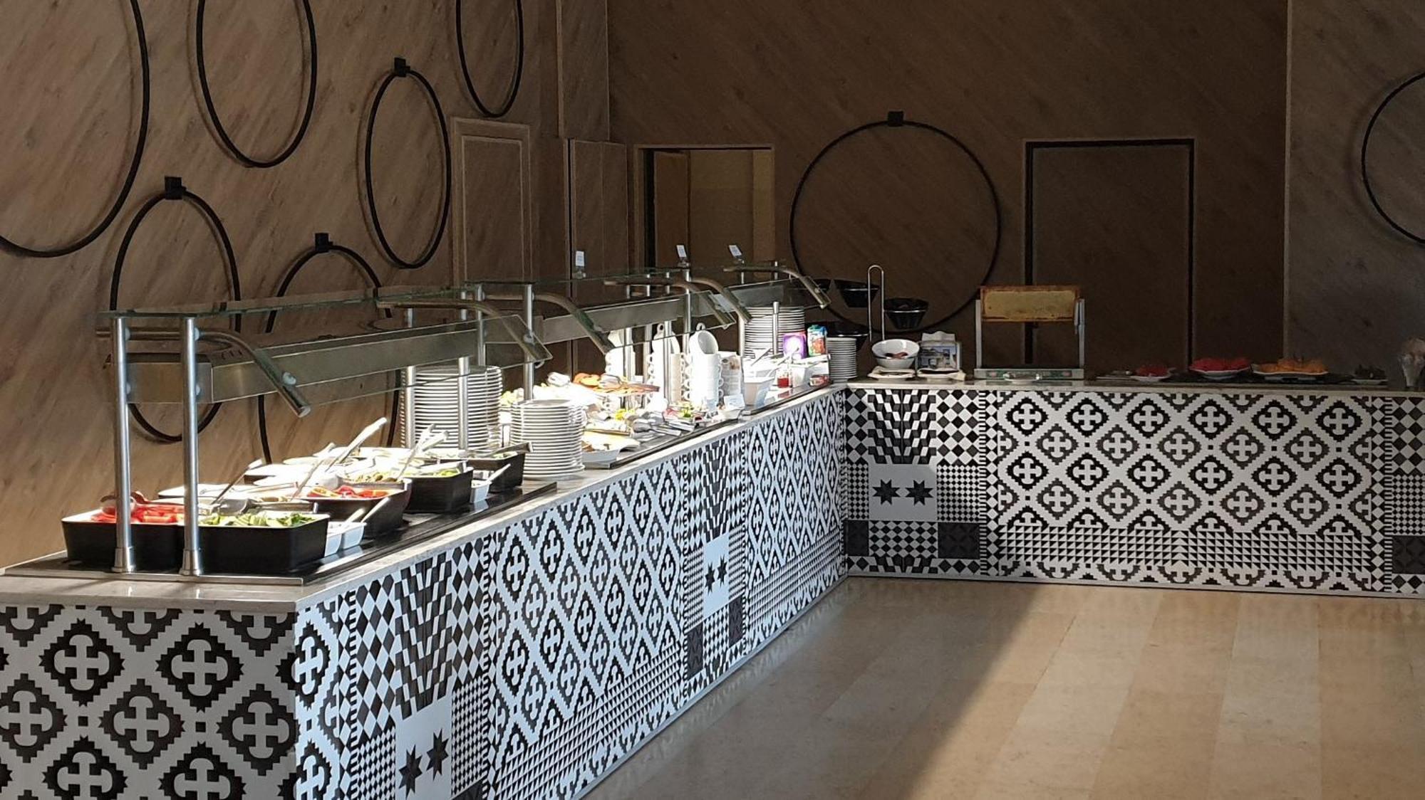 Royal Beach Private Apartments 써니비치 외부 사진