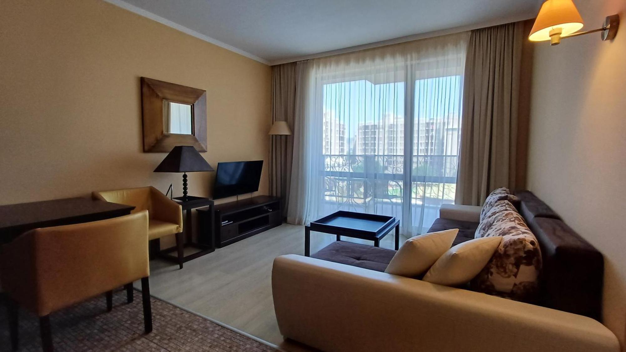 Royal Beach Private Apartments 써니비치 외부 사진