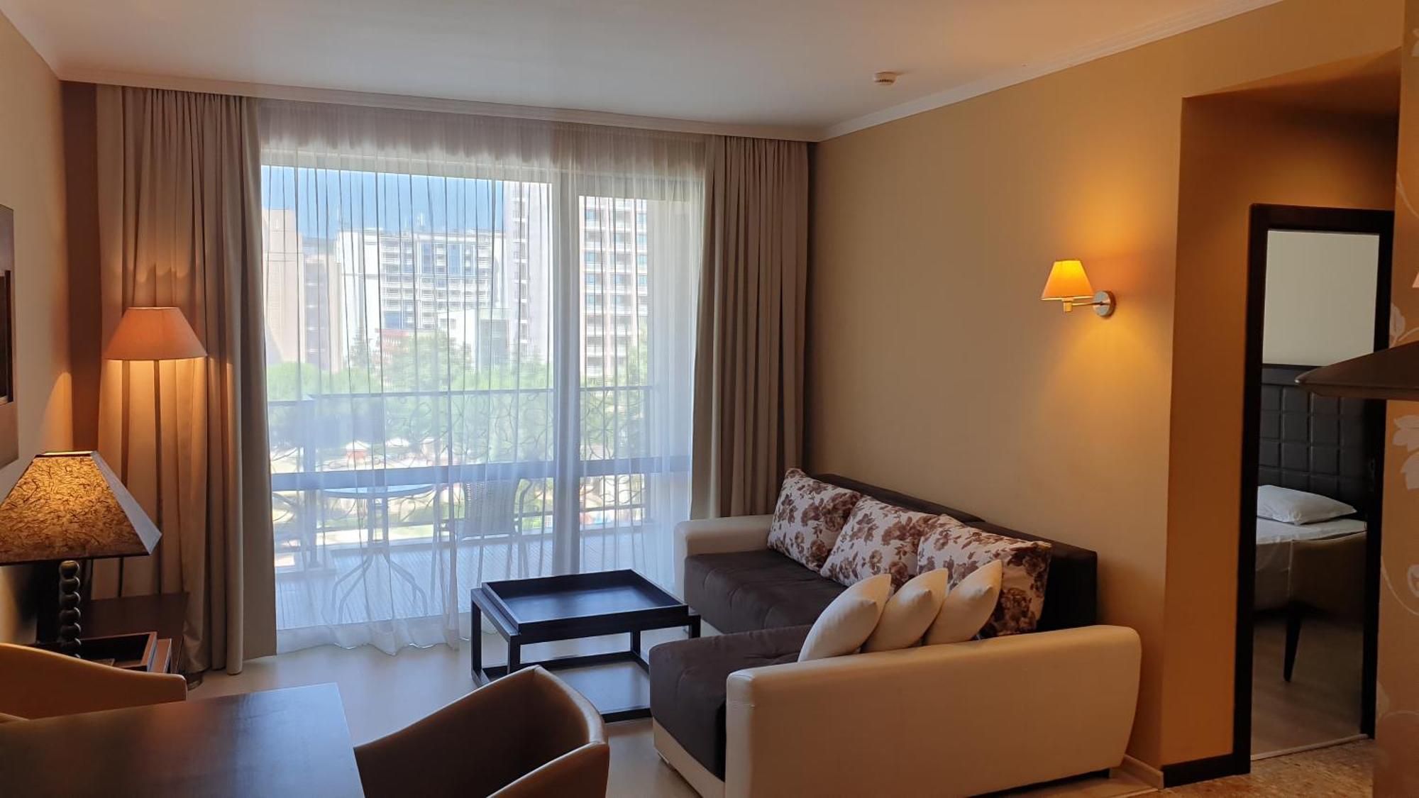 Royal Beach Private Apartments 써니비치 외부 사진