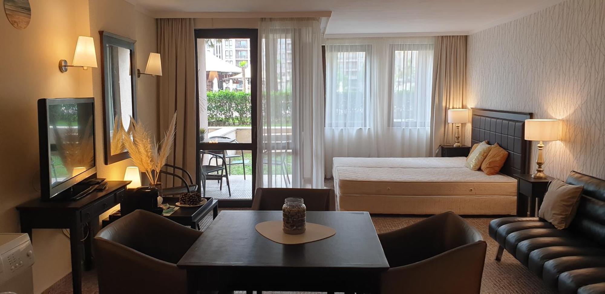 Royal Beach Private Apartments 써니비치 외부 사진